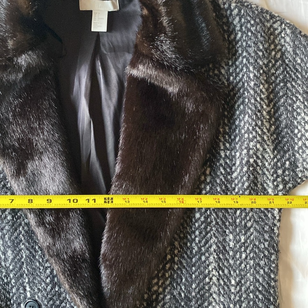 H&M Faux Fur Collar Tweed Wool Blend Long Coat Sz 6 - Picture 11 of 12
